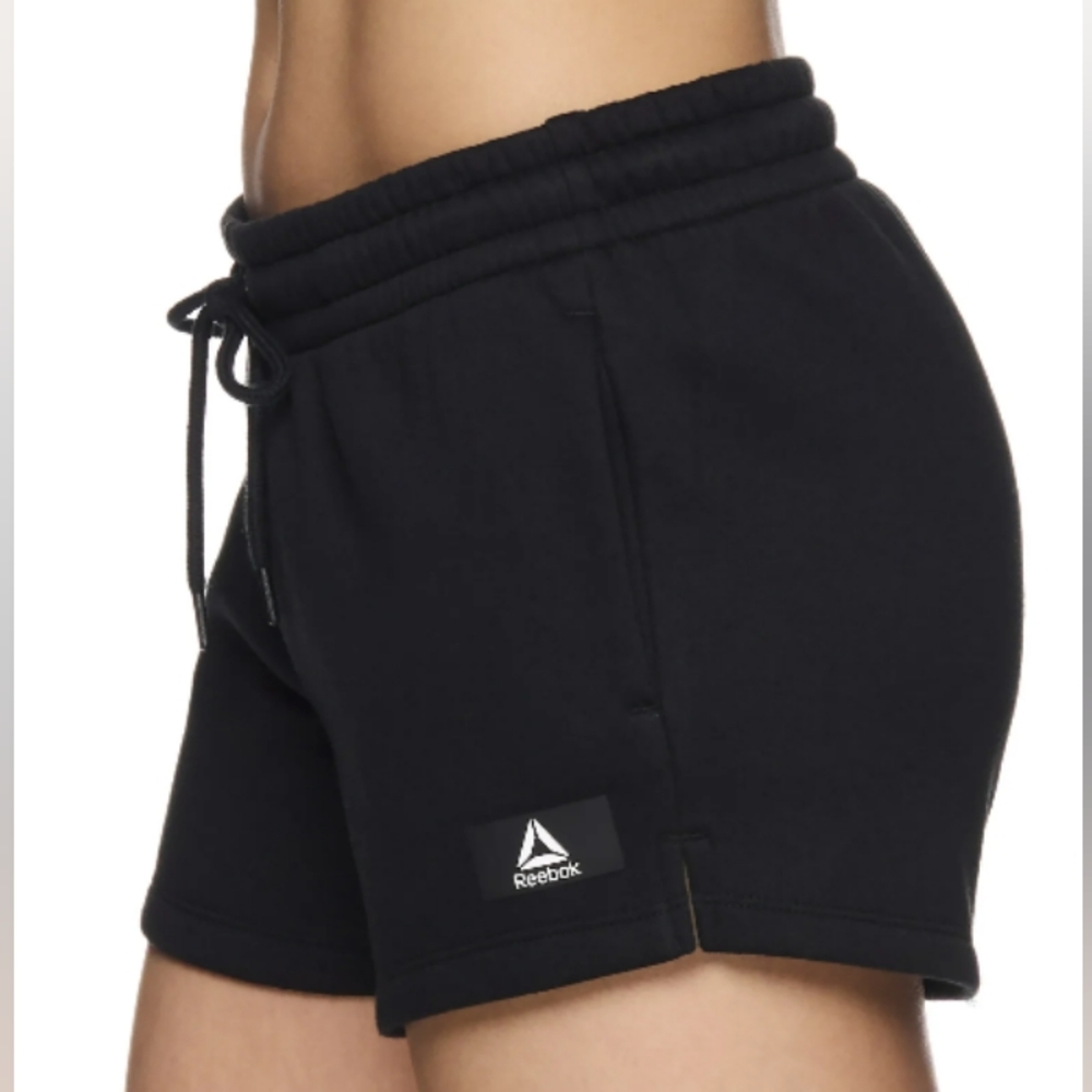 Reebok Women's Relaxed Short BLACK Shorts I ship every day🎁 Reflective Emblem